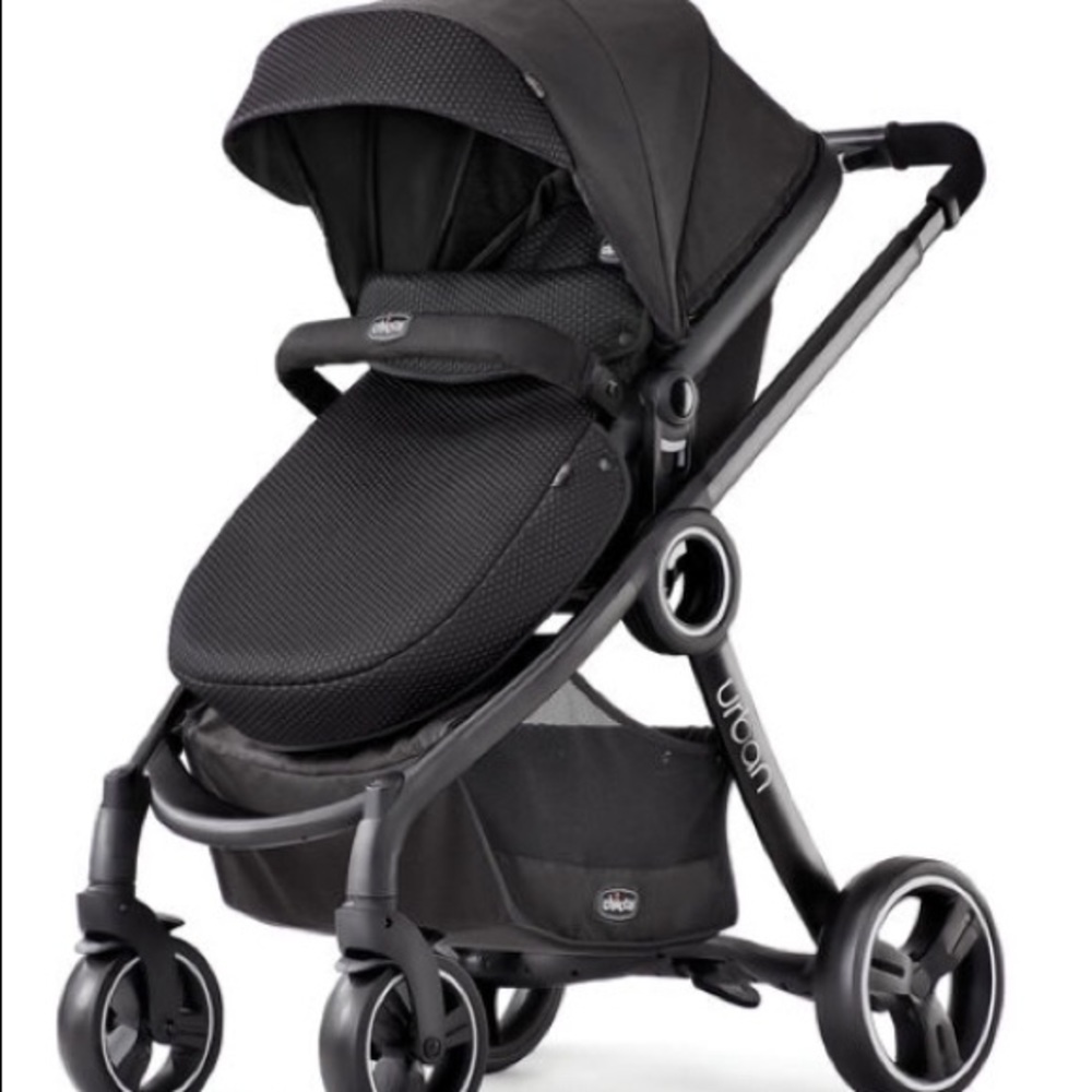Chicco urban obsidian ( used twice )